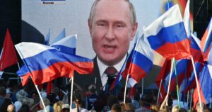 Poetin is misschien wel de grootste dupe van zijn nepverkiezingsaardverschuiving
