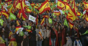 Politieke ‘Tsunami’ in Spanje: gemeenteraadsverkiezingen en regionale verkiezingen vormen de basis voor een conservatief tijdperk