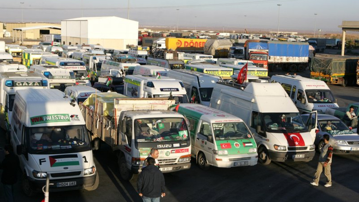 Hulp Gaza “Twintig vrachtwagens is een belachelijk aantal”