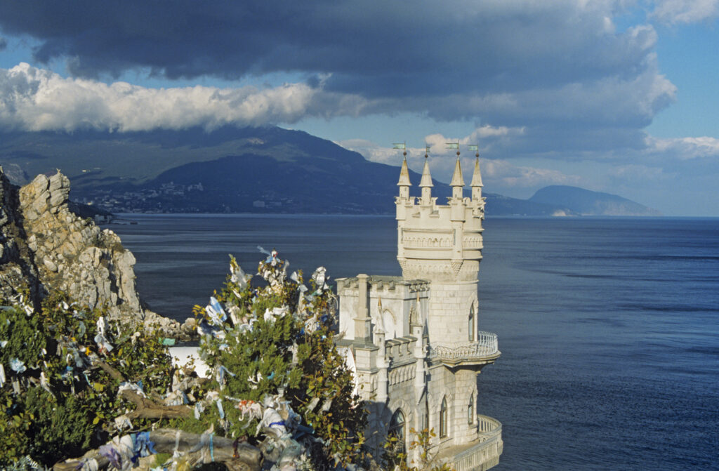 De complexe geschiedenis van de Krim en zijn terugkeer naar Rusland